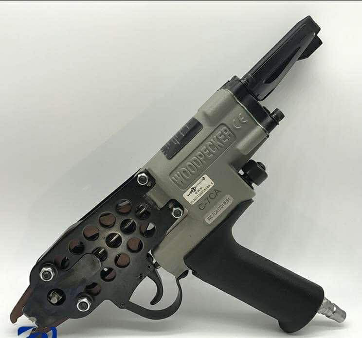 PNEUMATIC GUN (17 and 24)